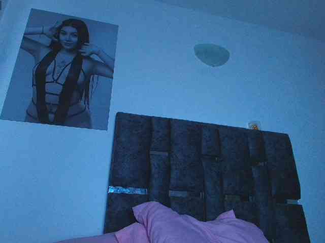 TaniaMilan webcam