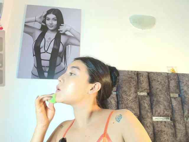 TaniaMilan webcam