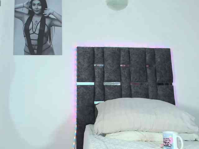 TaniaMilan webcam