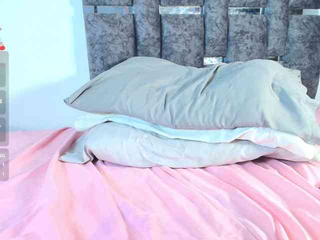 TaniaMilan webcam