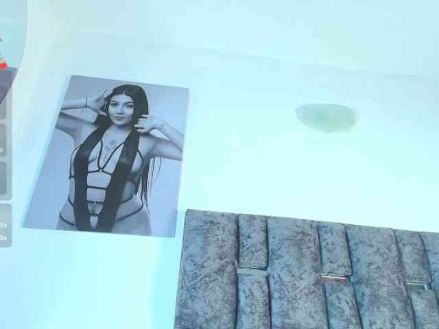 TaniaMilan webcam