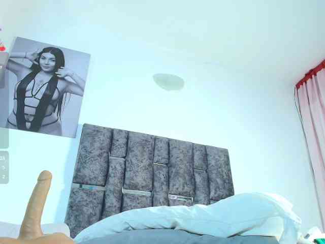 TaniaMilan webcam