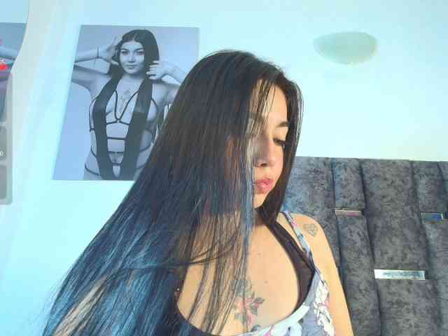 TaniaMilan webcam