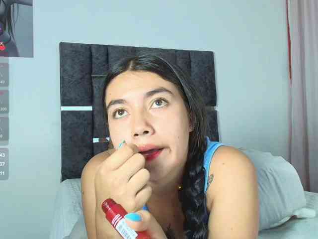 TaniaMilan webcam
