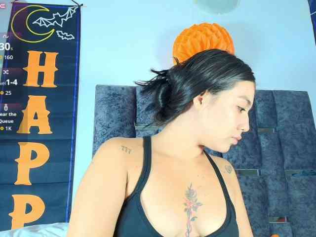 TaniaMilan webcam