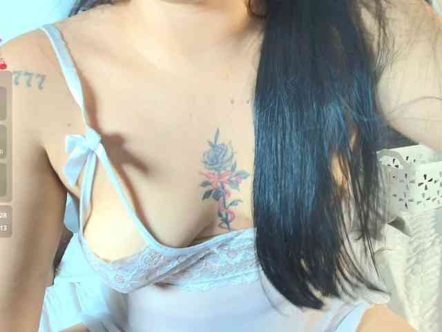 TaniaMilan webcam