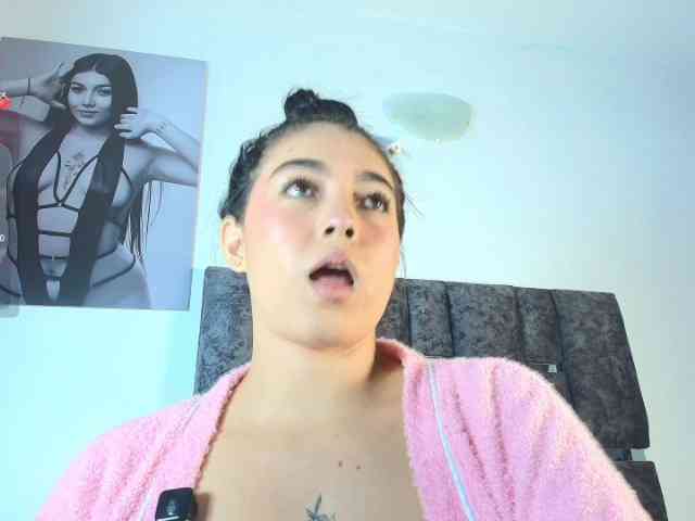 TaniaMilan webcam