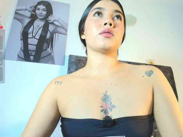 TaniaMilan webcam