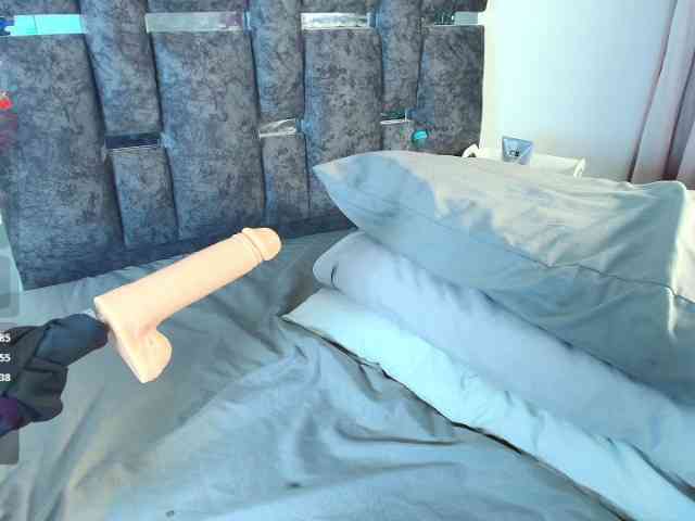 TaniaMilan webcam
