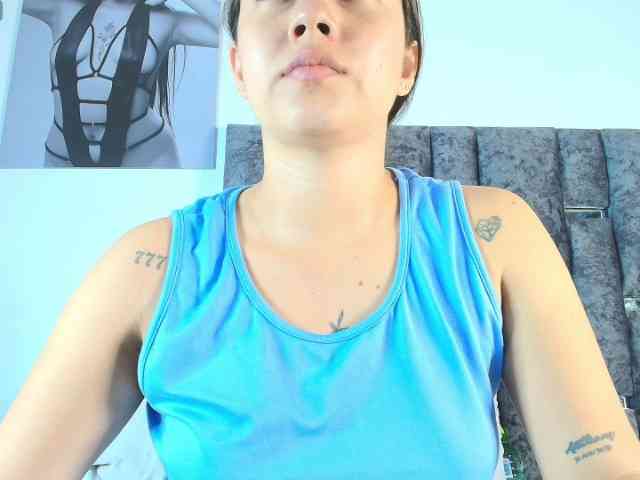 TaniaMilan webcam