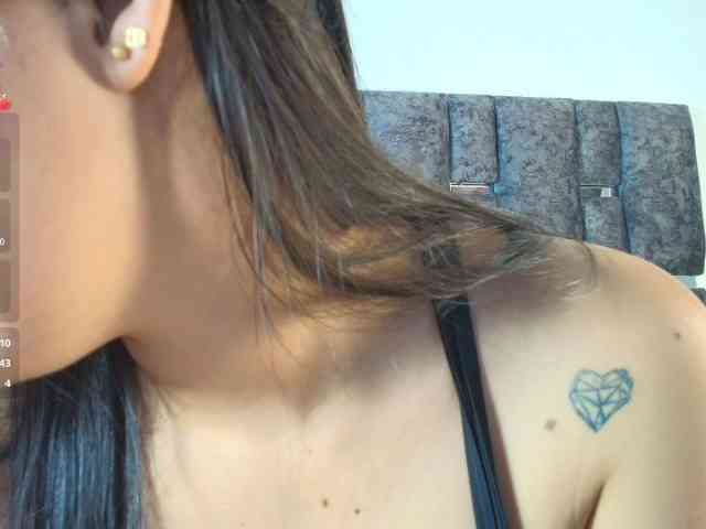 TaniaMilan webcam