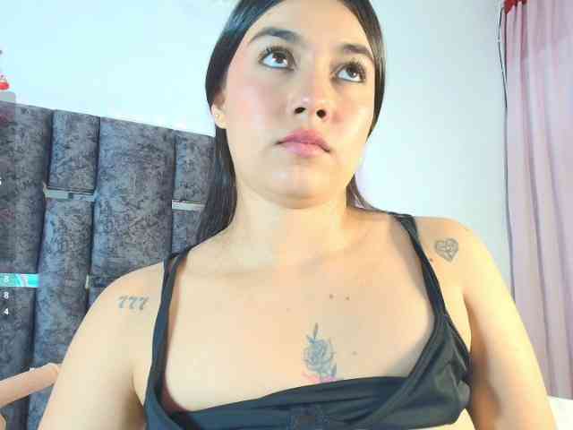 TaniaMilan webcam