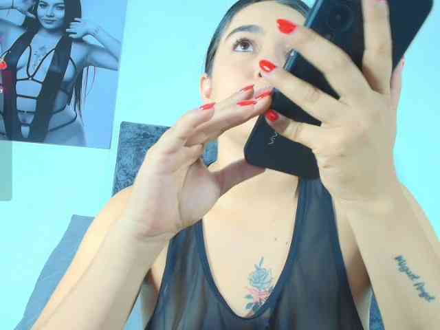 TaniaMilan webcam