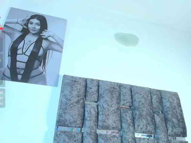TaniaMilan webcam