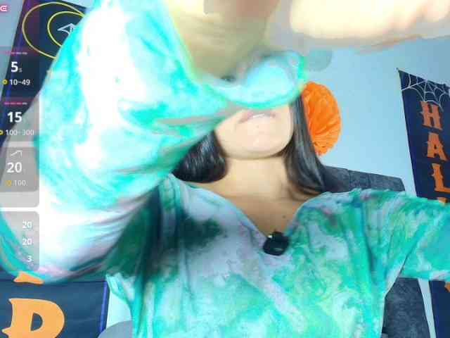 TaniaMilan webcam