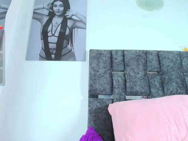 TaniaMilan webcam