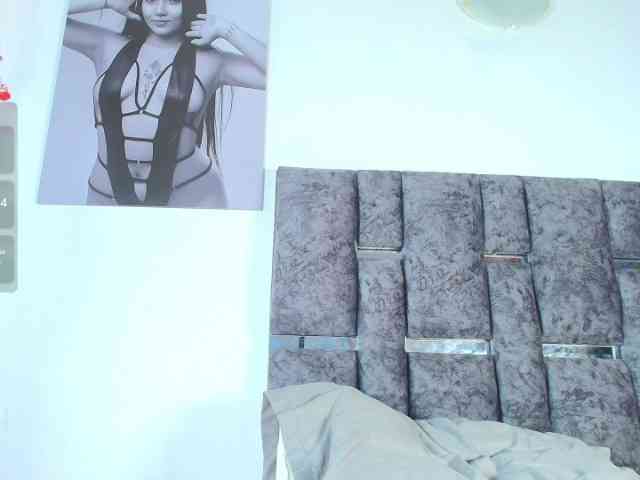 TaniaMilan webcam