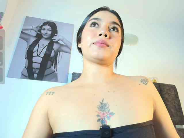 TaniaMilan webcam