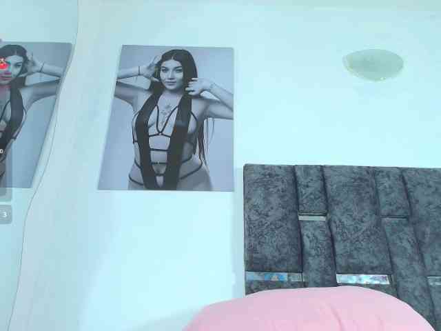 TaniaMilan webcam