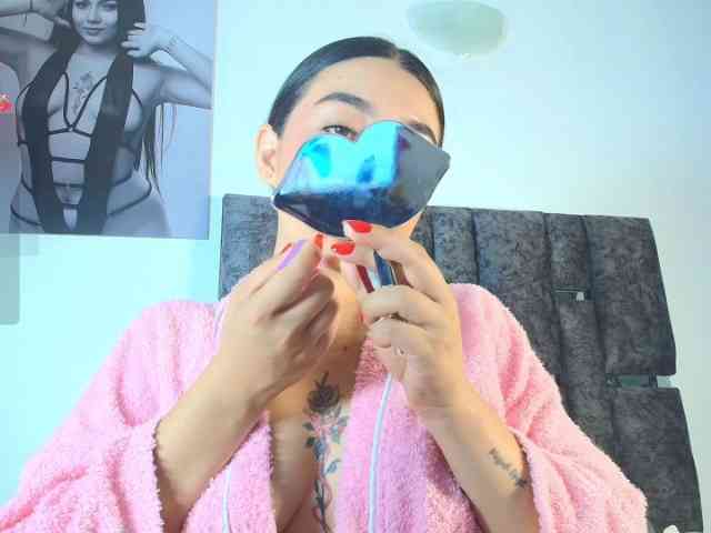 TaniaMilan webcam