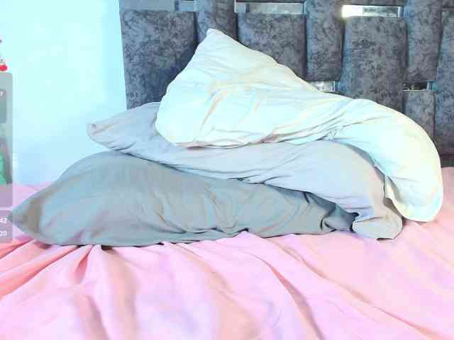 TaniaMilan webcam