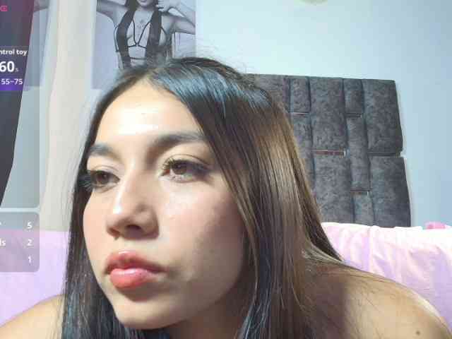 TaniaMilan webcam