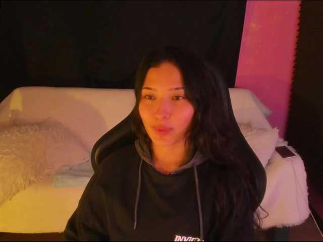 Rosario215a live cam on BongaCams