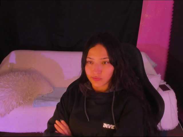 Rosario215a live cam on BongaCams