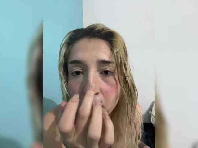 Sofydoll420 webcam