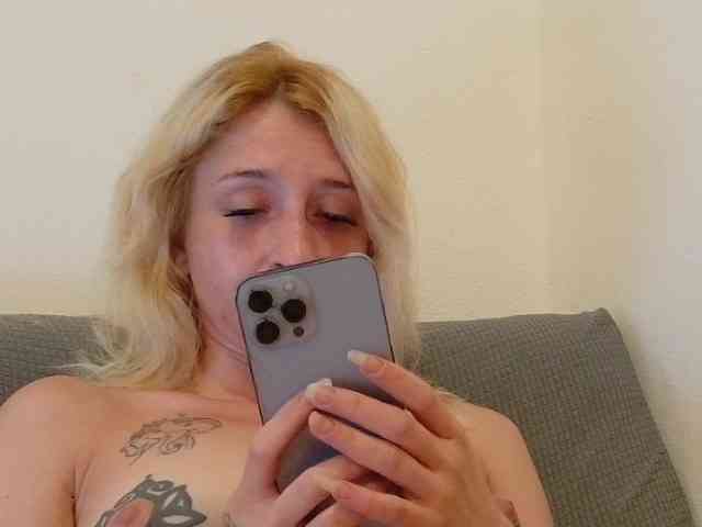 Sofydoll420