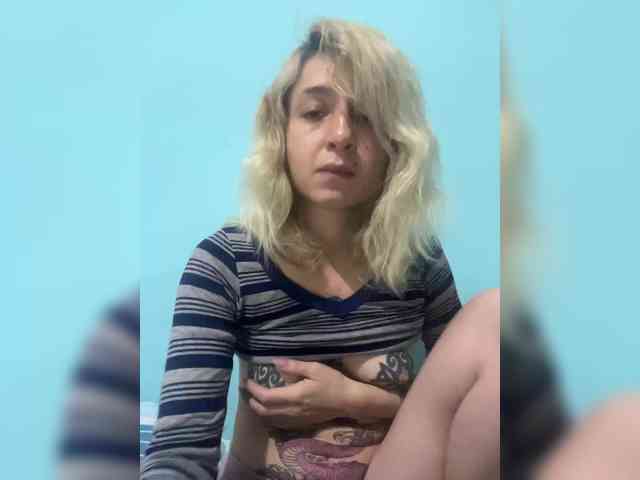 Sofydoll420 webcam
