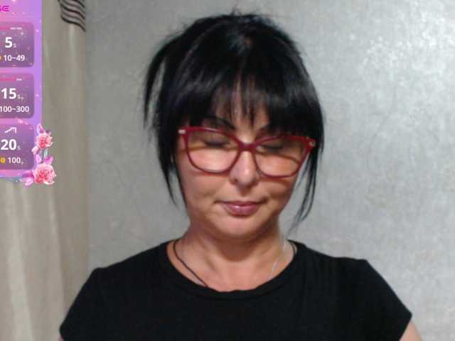 ZaRaZaTvOyA live webcam show