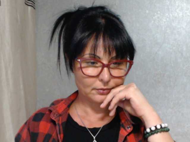 ZaRaZaTvOyA live webcam show