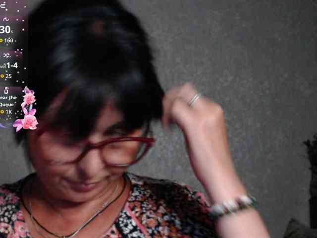 ZaRaZaTvOyA webcam