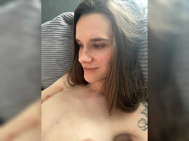 SyaoSan live webcam show