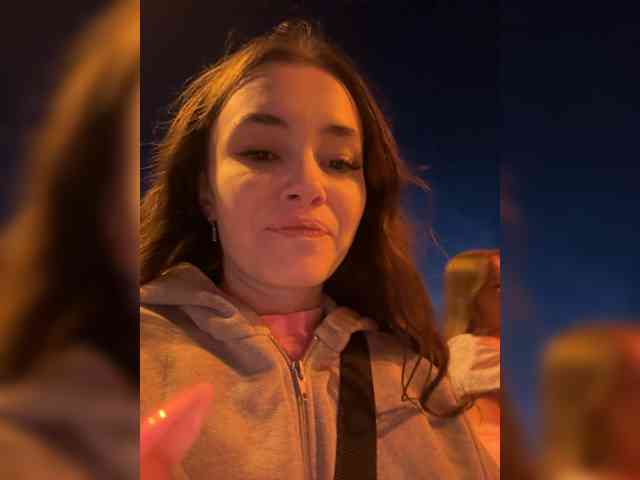 sofi-edvige Sex Cam Show