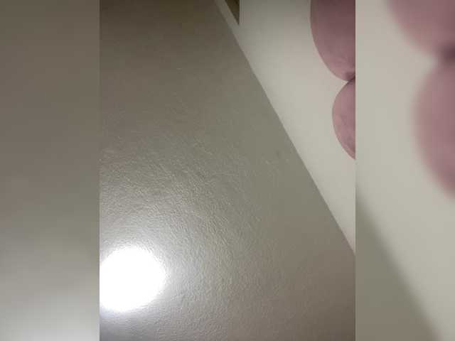 le modèle sidgy592 est en webcam porno dans un show sur le site bongacams, il possède les tags suivants: Latino/Hispanic,Brunette,Hairy