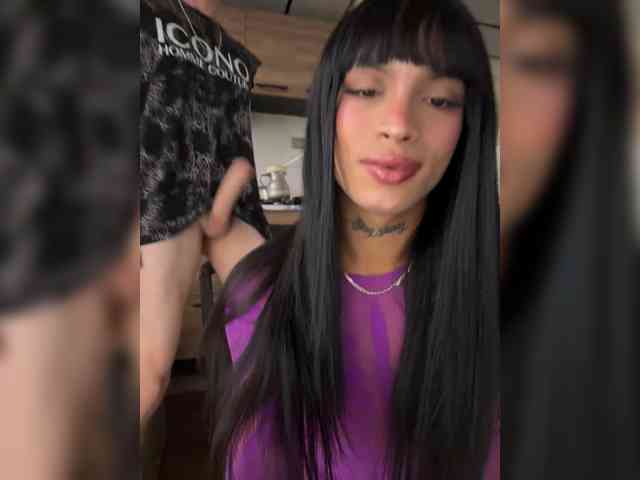 valeria222 Sex Cam Show