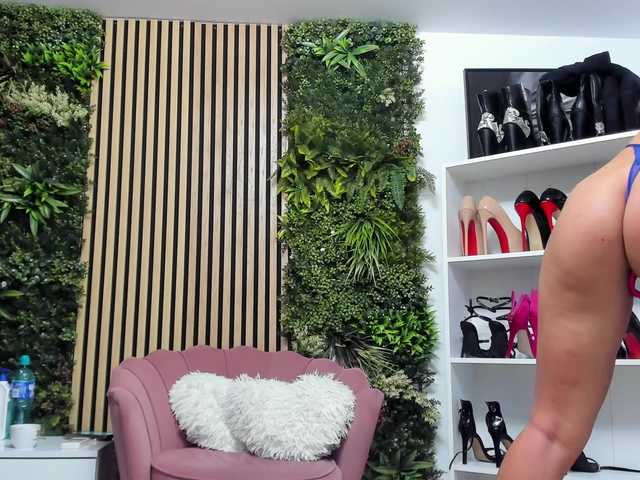 Sweetcherry30 live webcam show