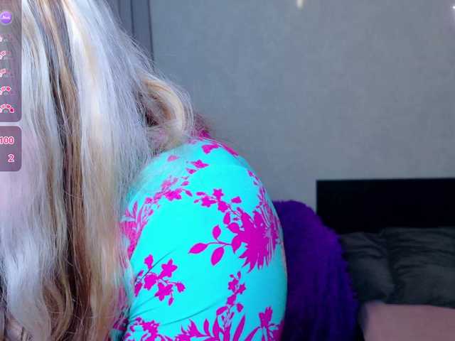 Bigtitsbaby90