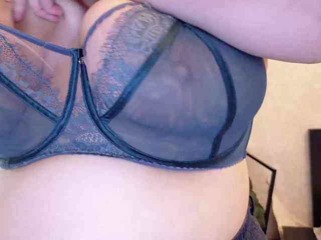 Margocurves webcam