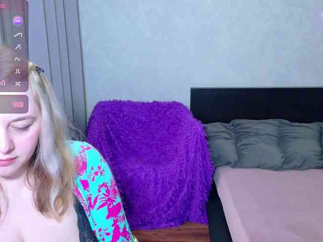 Margocurves webcam