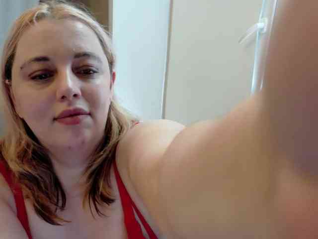 Margocurves webcam