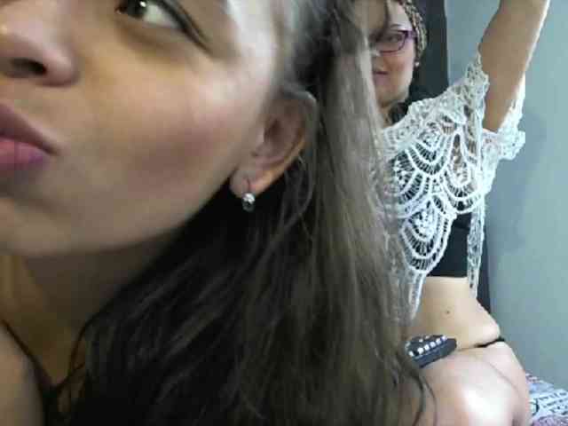 lesbifelinas webcam