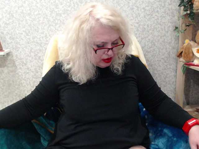 Alek-Sandra's BongaCams show and profile