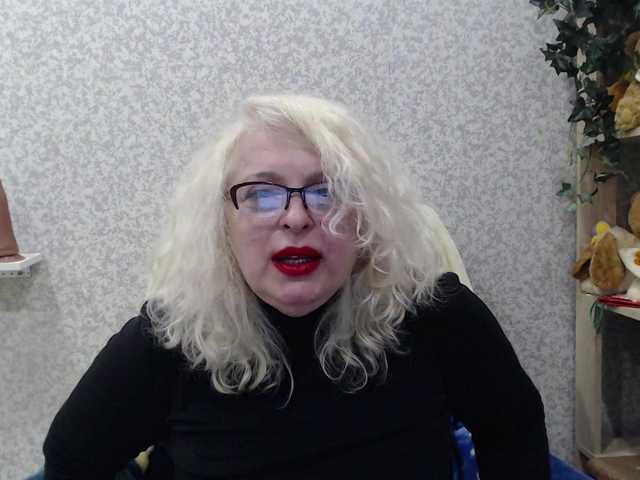 Alek-Sandra's BongaCams show and profile