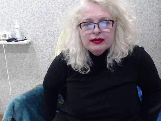 Alek-Sandra's BongaCams show and profile