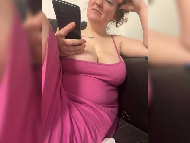 Sexyred3141-1 live cam on BongaCams