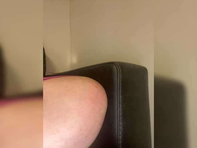 Sexyred3141-1 live cam on BongaCams