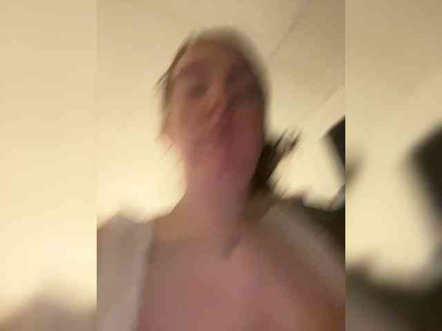 Dawn5089 webcam